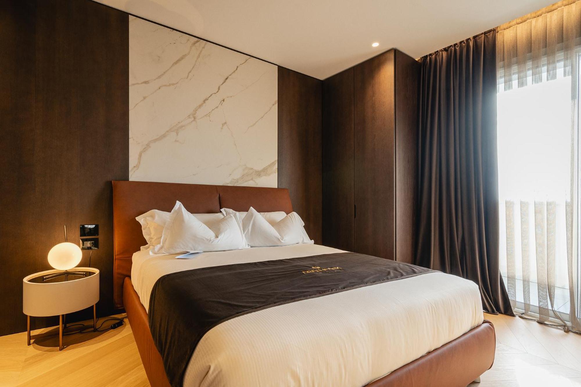 Green Park Penthouse Suite & Pool - Heated Pool - Бари Екстериор снимка