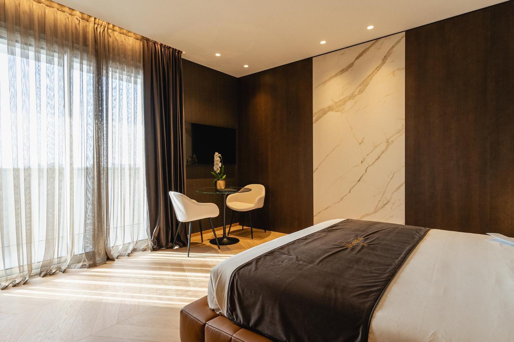 Green Park Penthouse Suite & Pool - Heated Pool - Бари Екстериор снимка