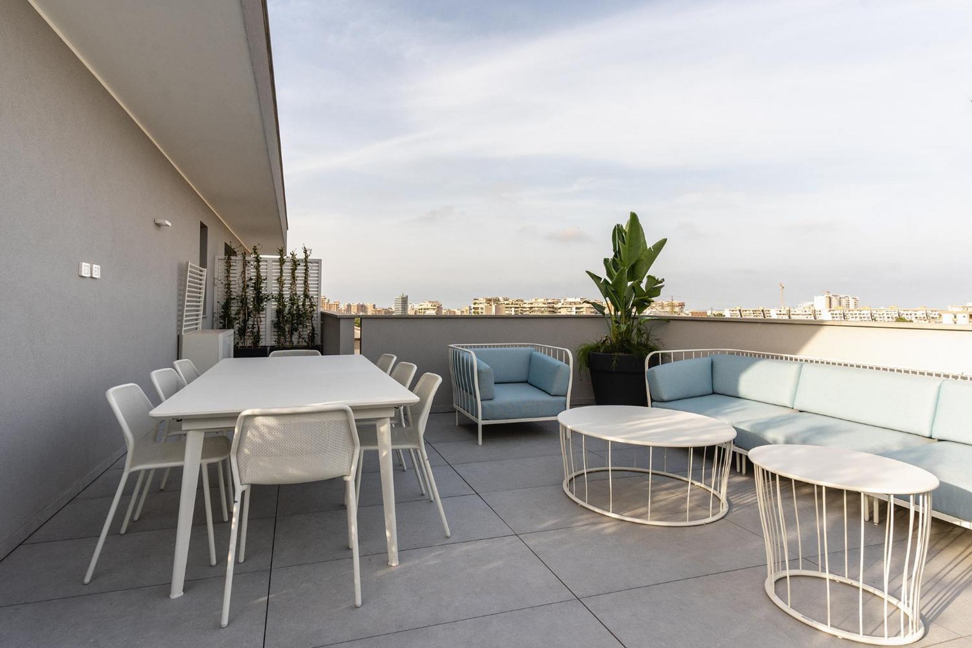 Green Park Penthouse Suite & Pool - Heated Pool - Бари Екстериор снимка